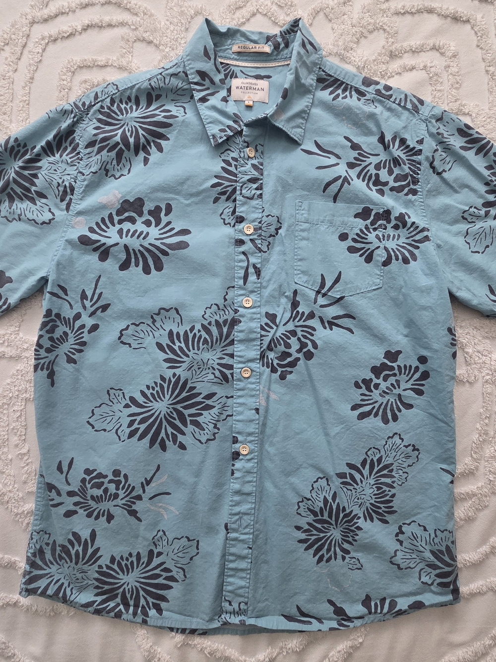 Quiksilver Aqua Blue Floral Short-Sleeve Button-Down Shirt